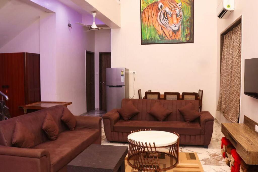 Gk Beach House 5Bhk Pvt Pool Villa Mumbai  Buitenkant foto